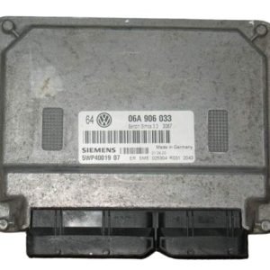 Řídící jednotka Simos3 SEAT 03E906033AA SIEMENS 5WP44225 Řídící jednotka Simos3 SEAT 03E906033AA SIEMENS 5WP44225