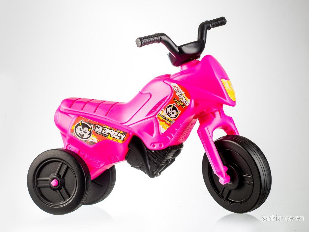 Odrážedlo Enduri Yupee růžové, výška sedadla 26cm, nosnost 25kg 750730
