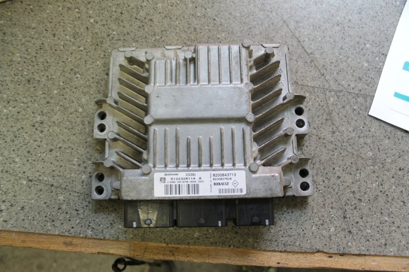 Řídící jednotka SID301 SIEMENS S122326114A RENAULT 8200843713