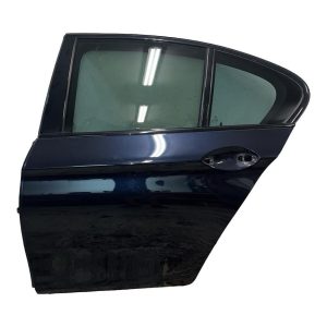 BMW F10 550i xDrive Saloon r.v. 2011 Carbonschwarz metalíza kód barvy 416 levé zadní dveře 41009628755 S5VX3T89548