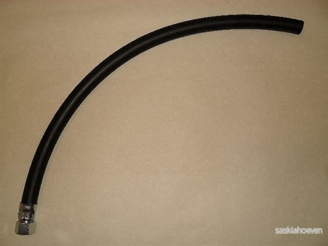 Hadice 13*630 FBE DMF M22*1,5 pouze jedna koncovka TATRA 1528