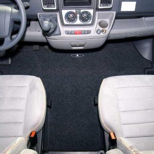 Koberec do kabiny řidiče pro Ford Transit modelové roky 2004 až 2006 základní jehličková plsť barva antracitová melírovaná 307930 Koberec do kabiny řidiče pro Ford Transit modelové roky 2004 až 2006 základní jehličková plsť barva antracitová melírovaná 307930